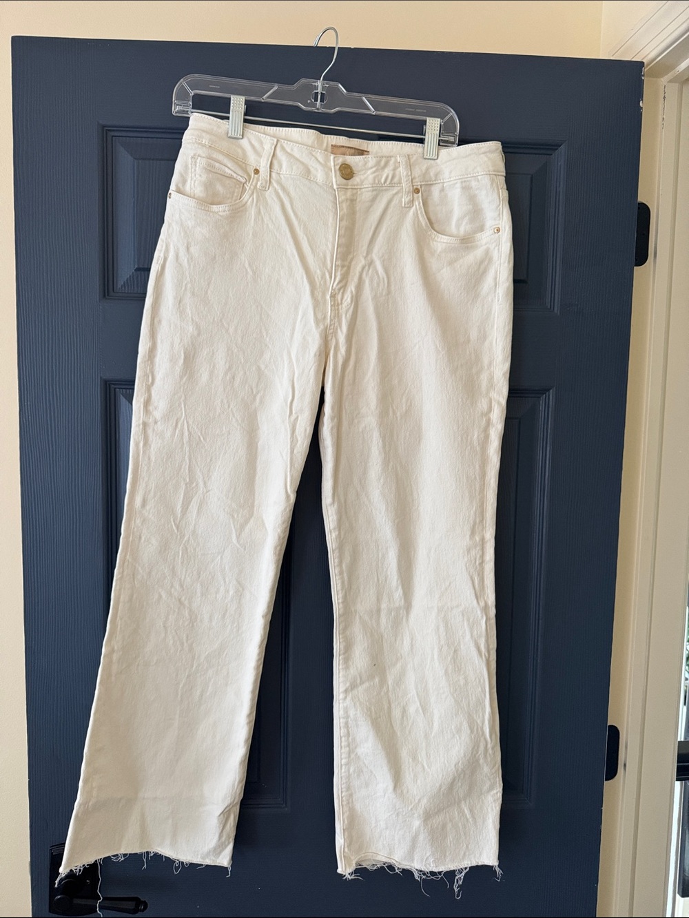 Kut from the Kloth White Straight-Leg Jeans with Raw Hem